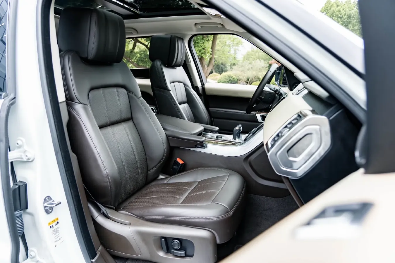 2018 Land Rover Range Rover Sport 2.0T 300HP L4 8AT PHEV 13.1KWH,autocango,china used car exporter,china ev exporter,chinese used car exporter,chinese used ev exporter