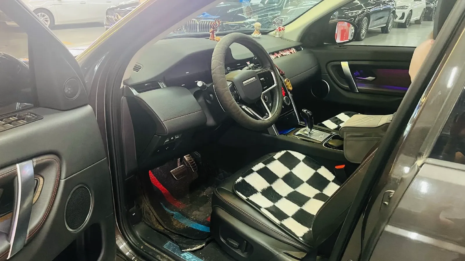 2023 Land Rover Discovery Sport 2.0T 249HP L4 9AT,autocango,china used car exporter,china ev exporter,chinese used car exporter,chinese used ev exporter