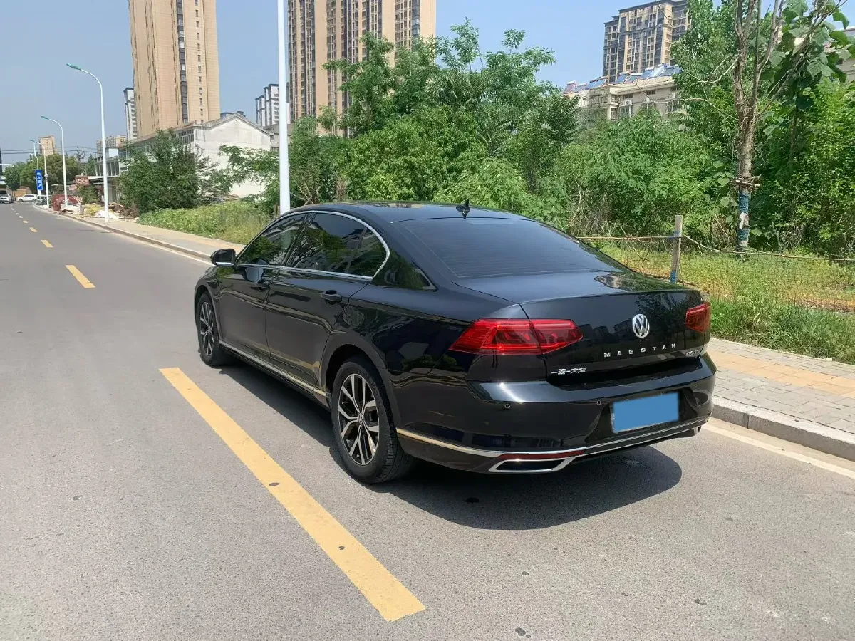 2020 Volkswagen Magotan 2.0T 186HP L4 7DCT,autocango,china used car exporter,china ev exporter,chinese used car exporter,chinese used ev exporter