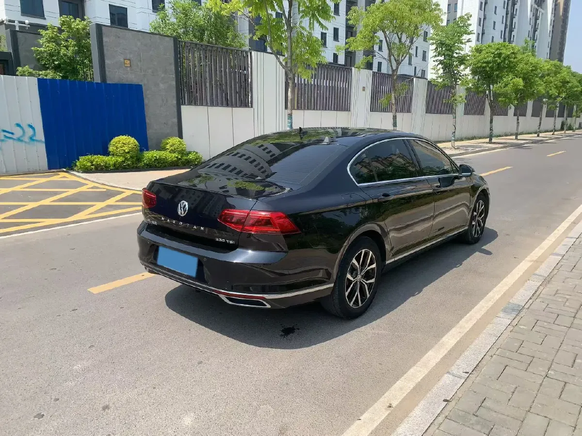 2020 Volkswagen Magotan 2.0T 186HP L4 7DCT,autocango,china used car exporter,china ev exporter,chinese used car exporter,chinese used ev exporter