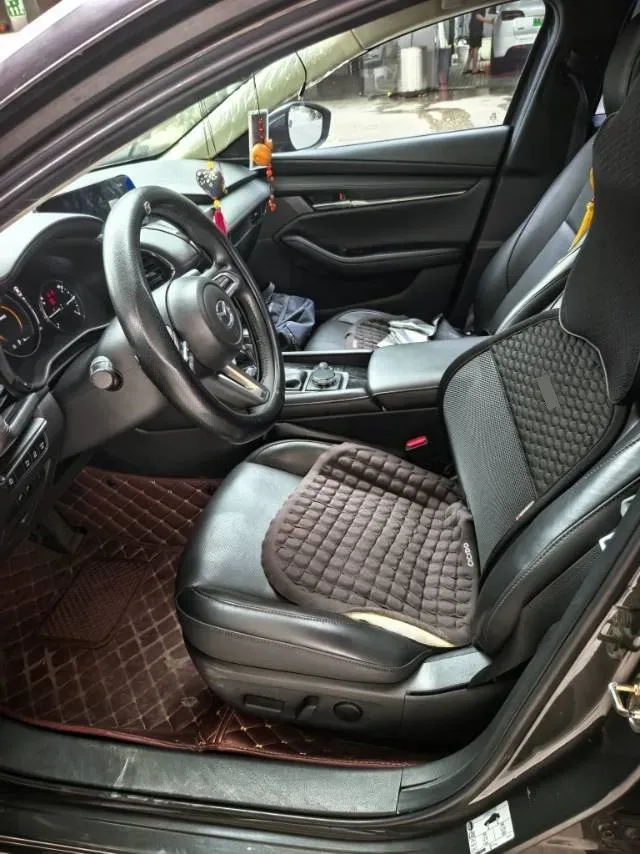 2021 Mazda 3 Axela 2.0L 158HP L4 6AT,autocango,china used car exporter,china ev exporter,chinese used car exporter,chinese used ev exporter