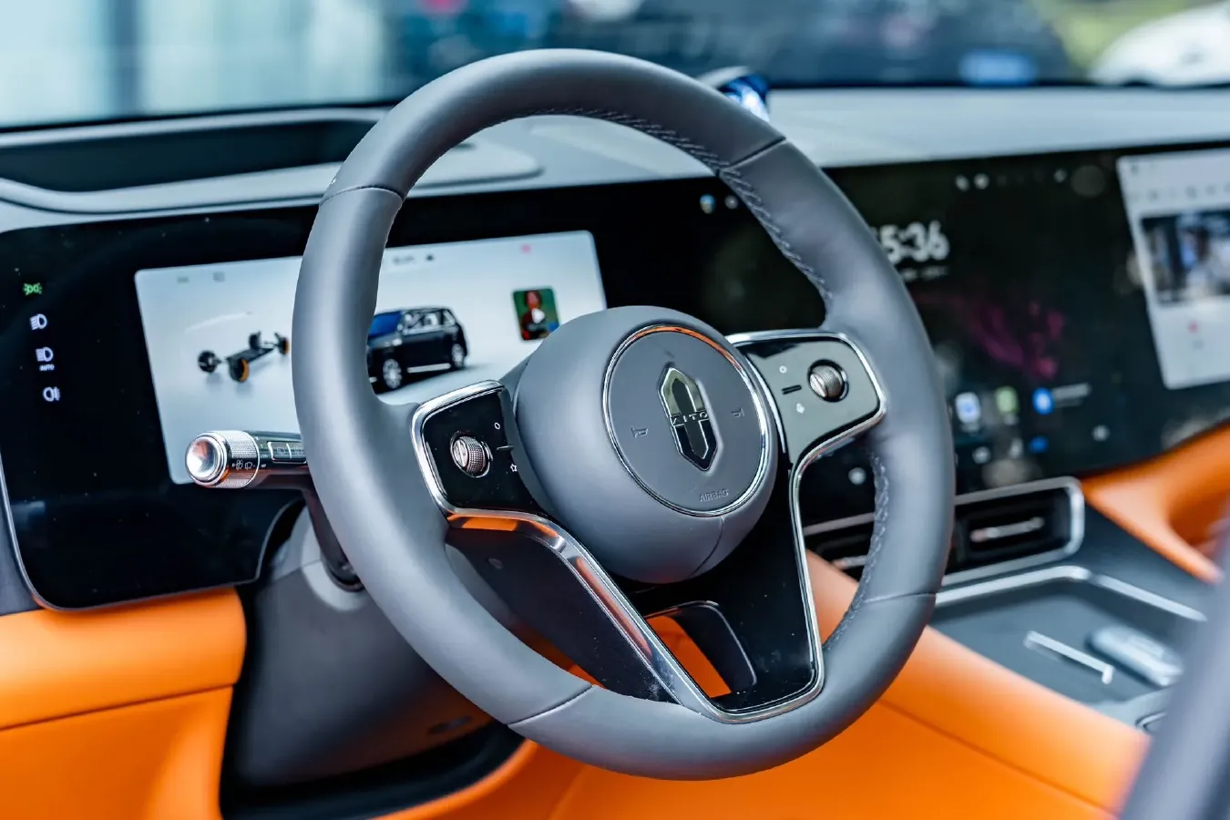 2025 HIMA AITO M8 REEV 160HP REEV 37KWH,autocango,china used car exporter,china ev exporter,chinese used car exporter,chinese used ev exporter