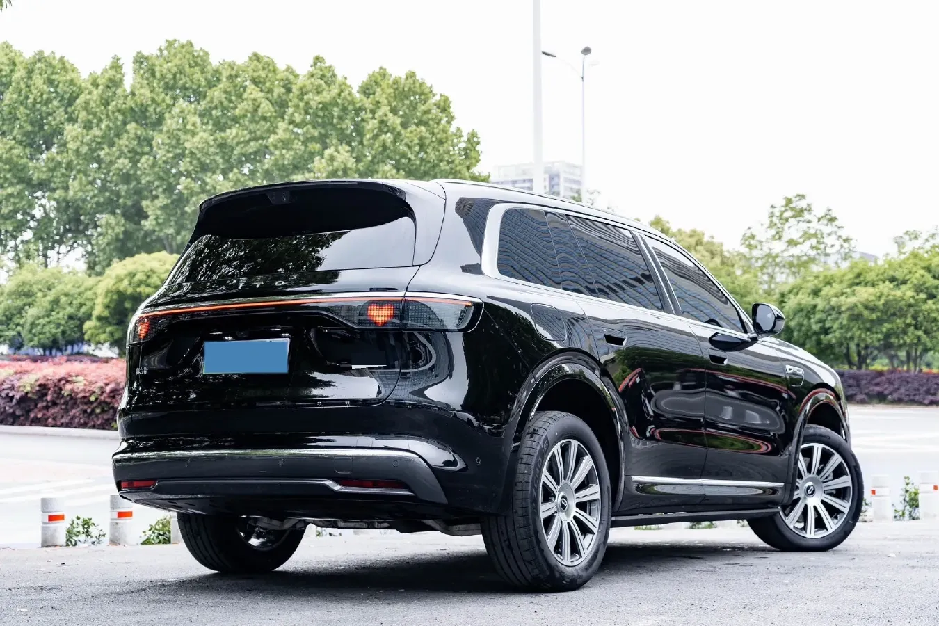 2025 HIMA AITO M8 REEV 160HP REEV 37KWH,autocango,china used car exporter,china ev exporter,chinese used car exporter,chinese used ev exporter