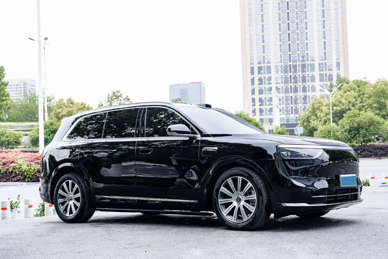 2025 HIMA AITO M8 REEV 160HP REEV 37KWH,autocango,china used car exporter,china ev exporter,chinese used car exporter,chinese used ev exporter