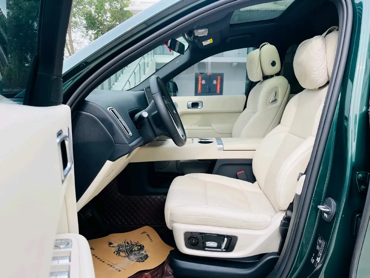 2022 Li L9 Range Extended 154HP REEV 42.6KWH,autocango,china used car exporter,china ev exporter,chinese used car exporter,chinese used ev exporter