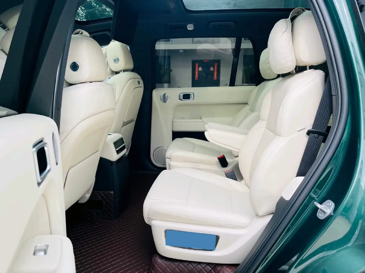2022 Li L9 Range Extended 154HP REEV 42.6KWH,autocango,china used car exporter,china ev exporter,chinese used car exporter,chinese used ev exporter