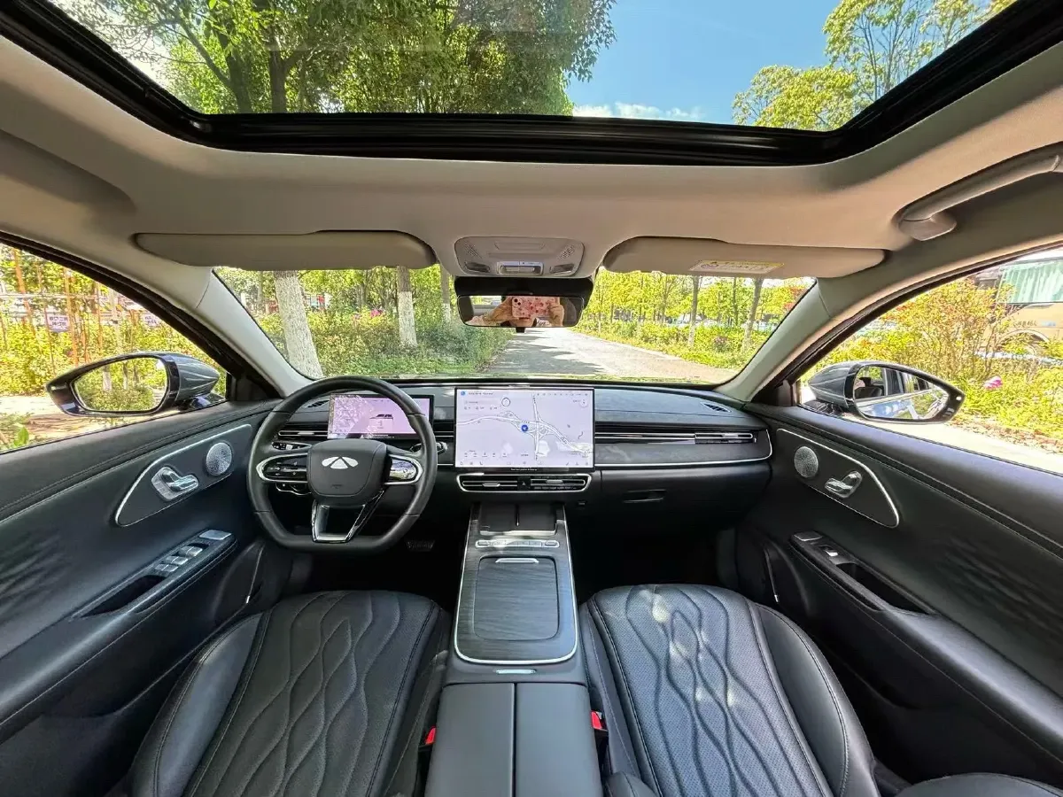 2025 Fulwin FulwinA8L 1.5T 156HP L4 1DHT PHEV 18.67KWH,autocango,china used car exporter,china ev exporter,chinese used car exporter,chinese used ev exporter