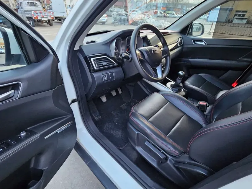 2018 DongFeng Fengon Fengon S560 1.8L 139HP L4 5MT,autocango,china used car exporter,china ev exporter,chinese used car exporter,chinese used ev exporter