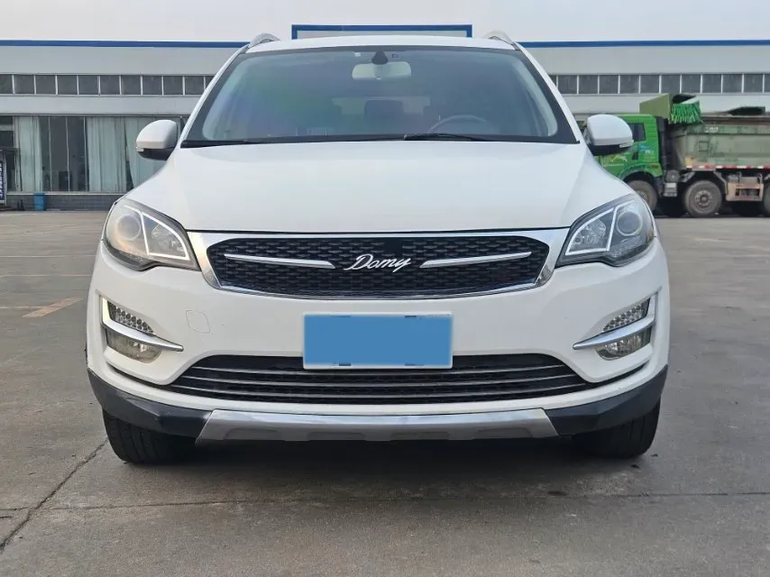 2018 DongFeng Fengon Fengon S560 1.8L 139HP L4 5MT,autocango,china used car exporter,china ev exporter,chinese used car exporter,chinese used ev exporter