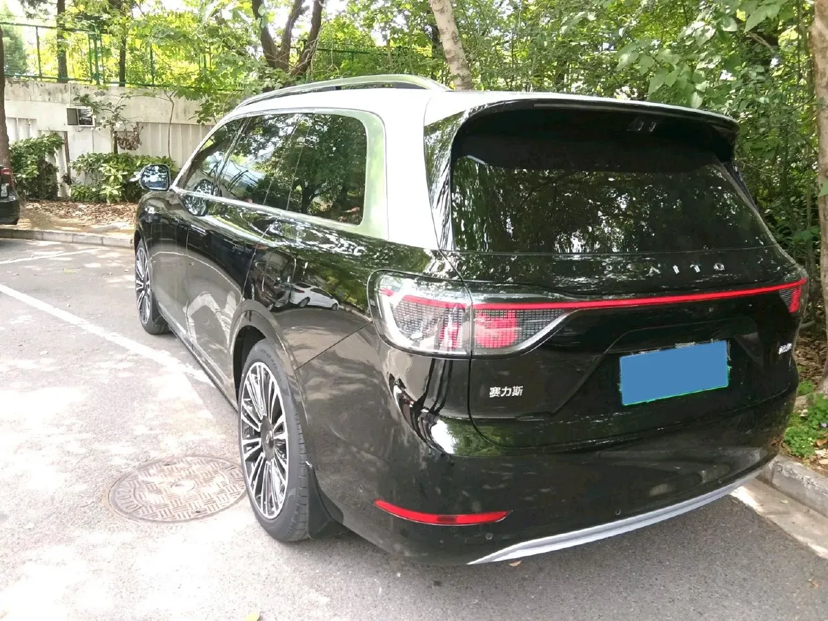 2025 AITO AITO M9 REEV 160HP REEV 52KWH,autocango,china used car exporter,china ev exporter,chinese used car exporter,chinese used ev exporter