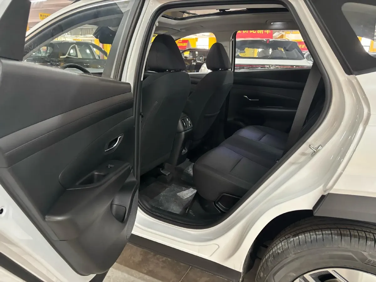 2025 Hyundai Tucson 1.5T 200HP L4 8AT,autocango,china used car exporter,china ev exporter,chinese used car exporter,chinese used ev exporter