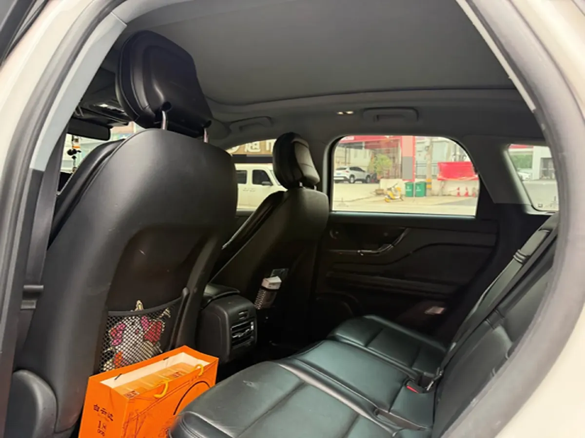 2022 Lincoln Corsair 2.0T 245HP L4 8AT,autocango,china used car exporter,china ev exporter,chinese used car exporter,chinese used ev exporter