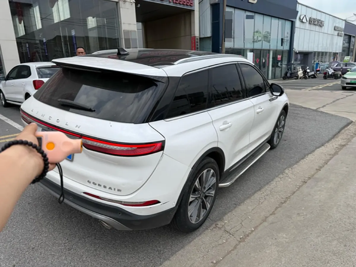 2022 Lincoln Corsair 2.0T 245HP L4 8AT,autocango,china used car exporter,china ev exporter,chinese used car exporter,chinese used ev exporter