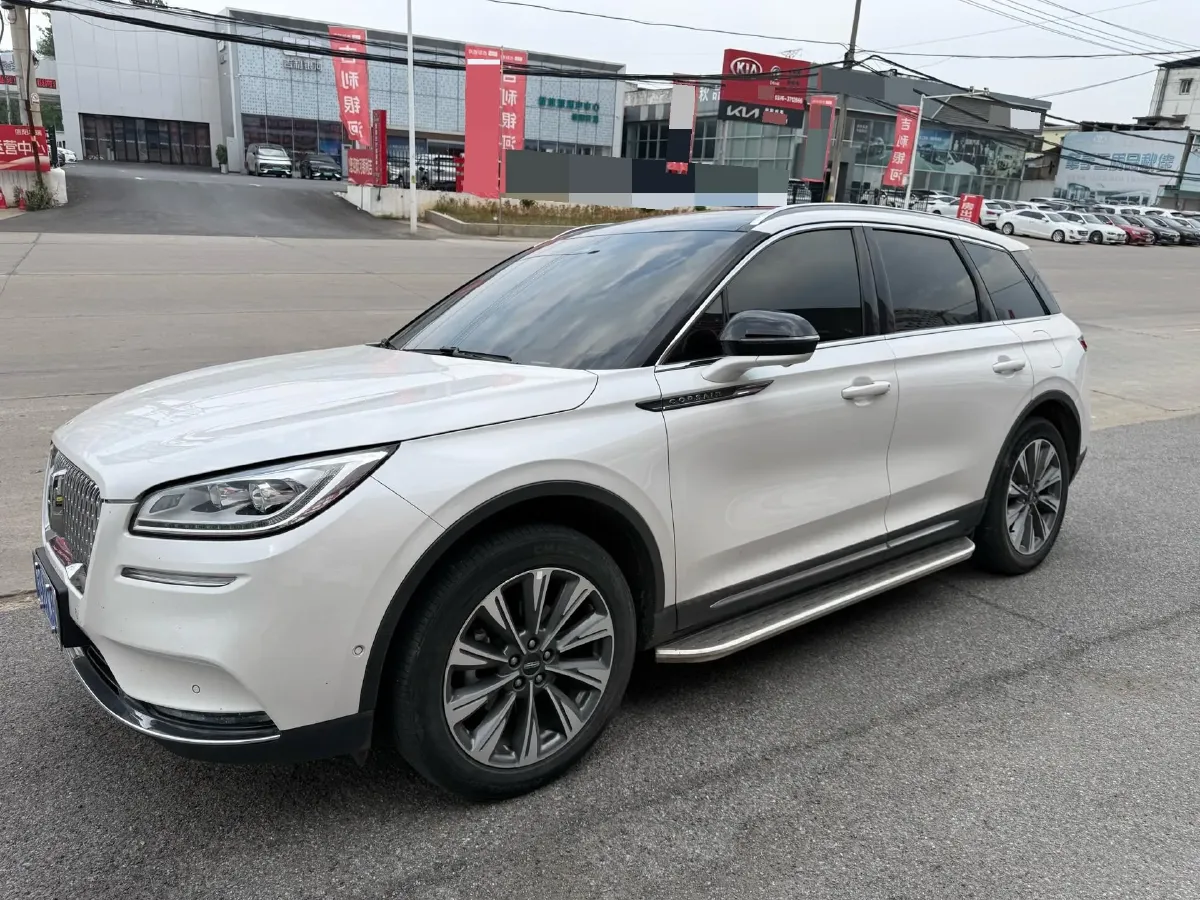 2022 Lincoln Corsair 2.0T 245HP L4 8AT,autocango,china used car exporter,china ev exporter,chinese used car exporter,chinese used ev exporter