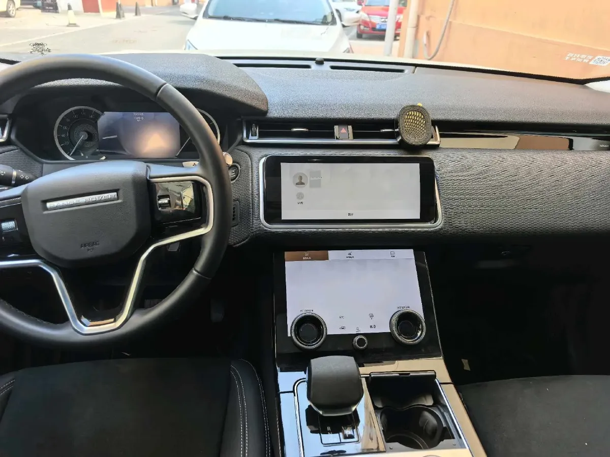 2022 Land Rover Range Rover Velar 2.0T 250HP L4 8AT,autocango,china used car exporter,china ev exporter,chinese used car exporter,chinese used ev exporter