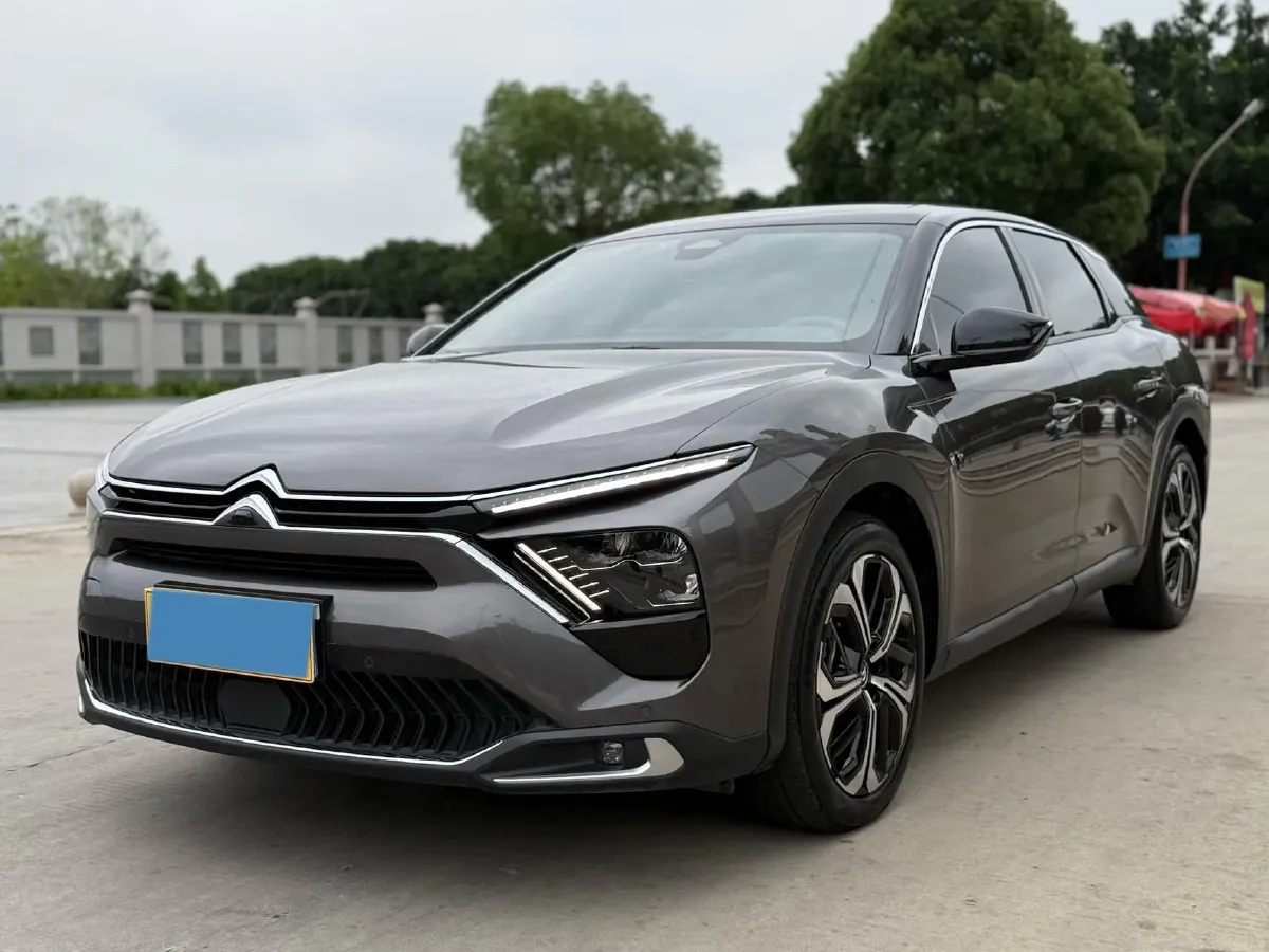 2021 Citroen C5 X 1.6T 175HP L4 8AT,autocango,china used car exporter,china ev exporter,chinese used car exporter,chinese used ev exporter
