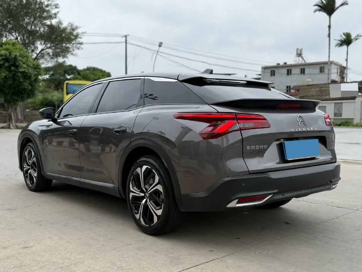 2021 Citroen C5 X 1.6T 175HP L4 8AT,autocango,china used car exporter,china ev exporter,chinese used car exporter,chinese used ev exporter