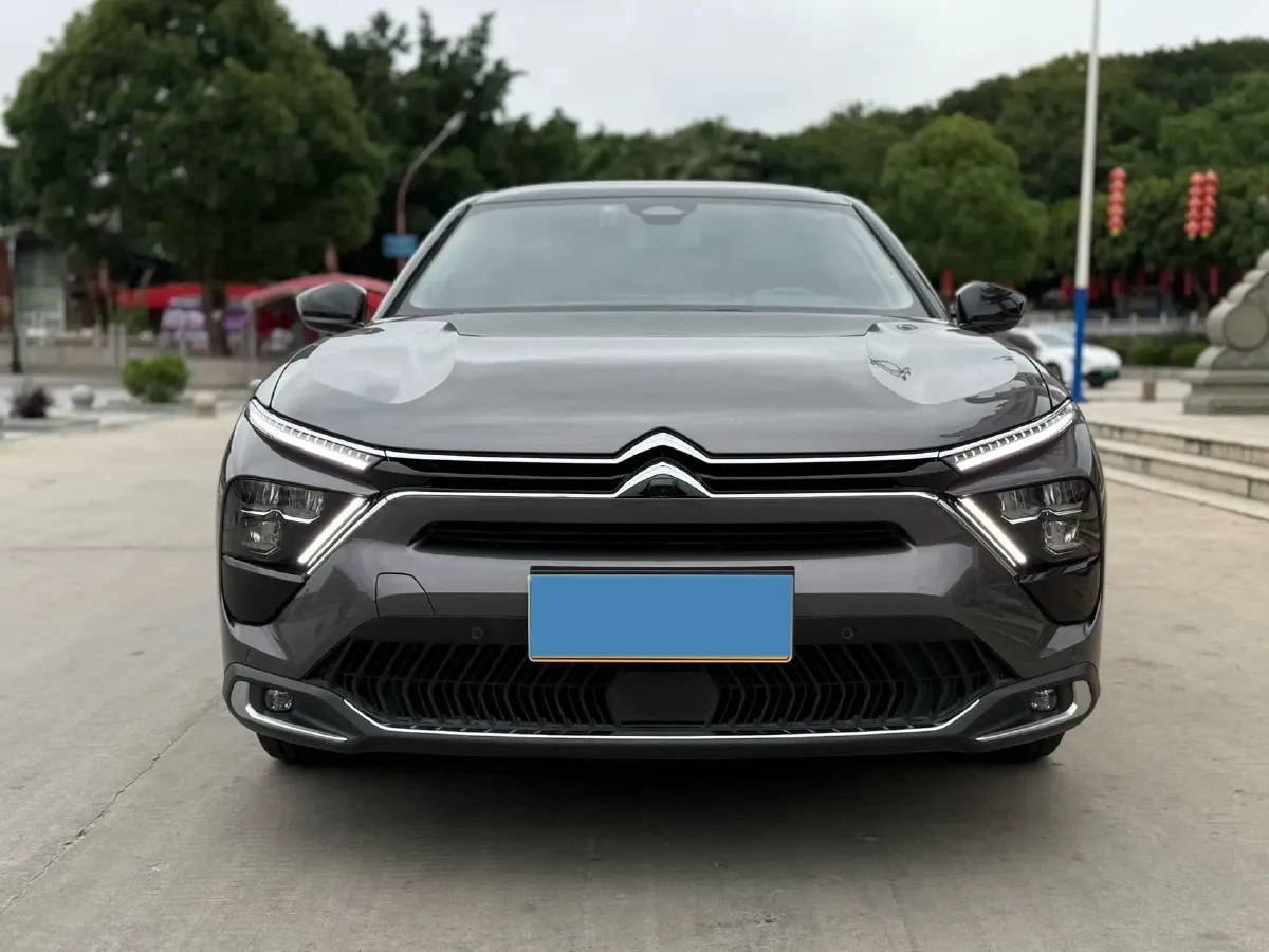 2021 Citroen C5 X 1.6T 175HP L4 8AT,autocango,china used car exporter,china ev exporter,chinese used car exporter,chinese used ev exporter