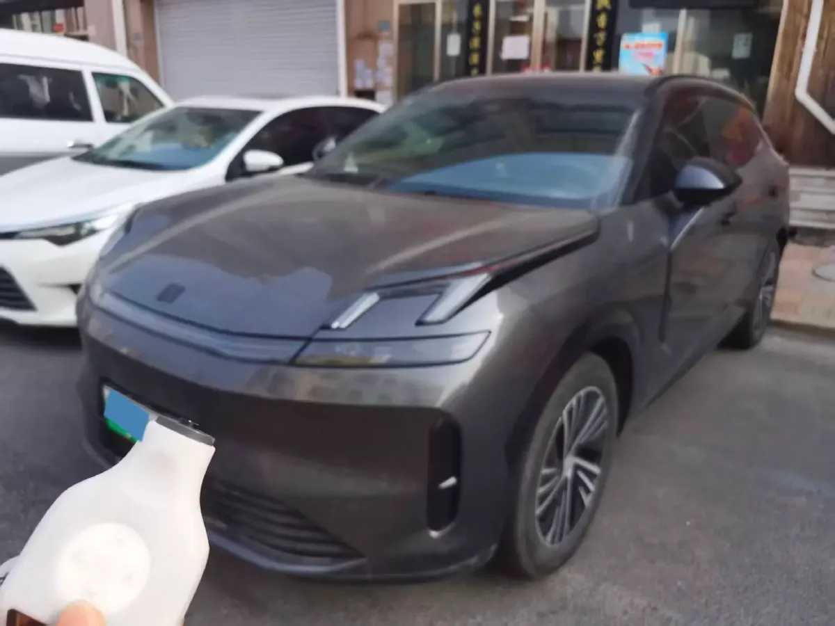 2023 LYNK&CO 08 EM-P 1.5T 163HP L4 3DHT PHEV 21.2KWH,autocango,china used car exporter,china ev exporter,chinese used car exporter,chinese used ev exporter