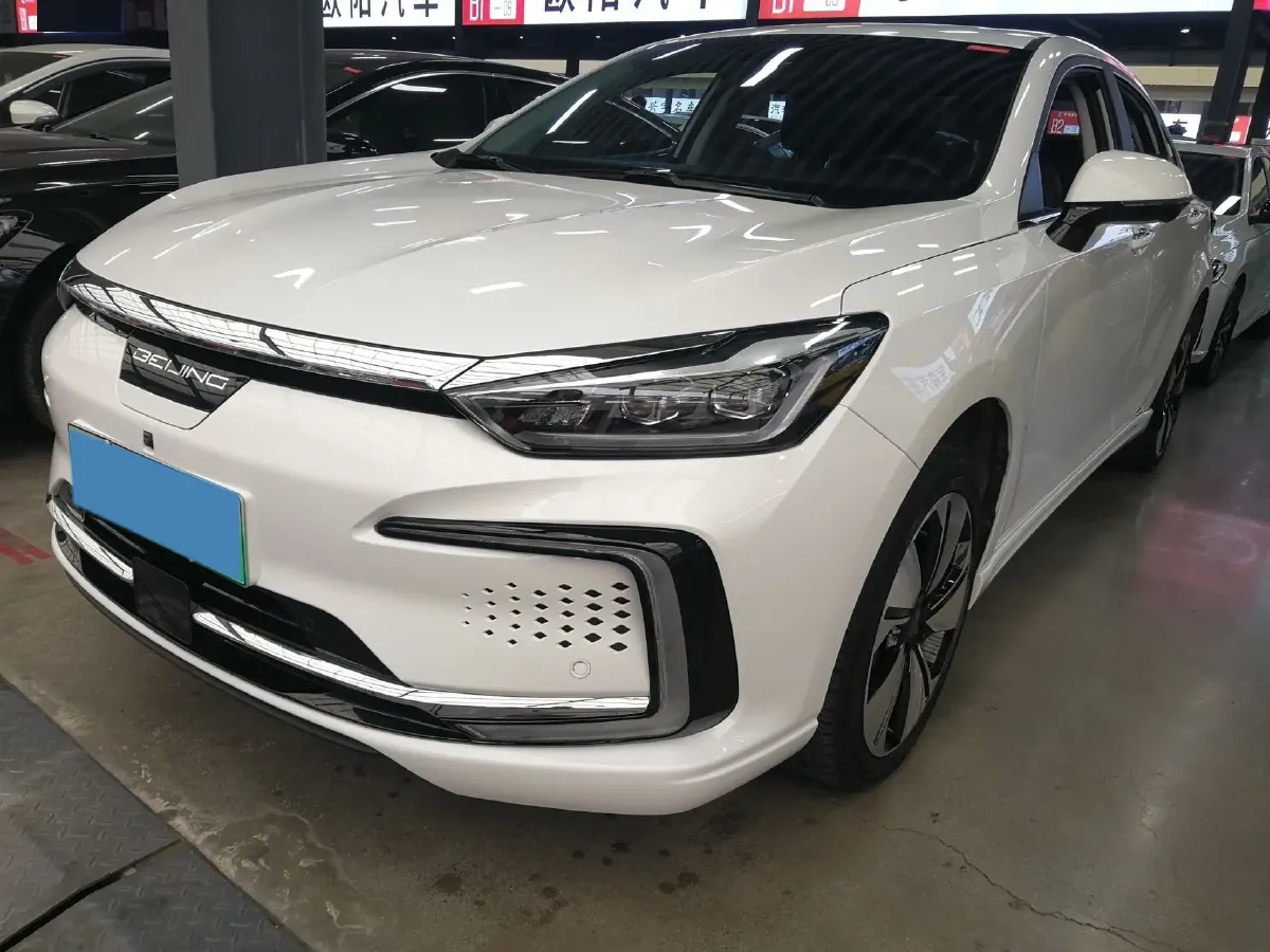 2022 BeiJing Auto EU7 BEV 60.7KWH,autocango,china used car exporter,china ev exporter,chinese used car exporter,chinese used ev exporter