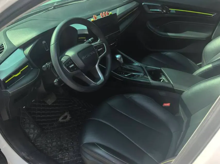 2021 Roewe i5 1.5L 120HP L4 CVT,autocango,china used car exporter,china ev exporter,chinese used car exporter,chinese used ev exporter
