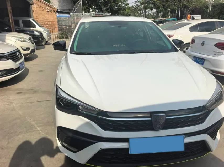 2021 Roewe i5 1.5L 120HP L4 CVT,autocango,china used car exporter,china ev exporter,chinese used car exporter,chinese used ev exporter