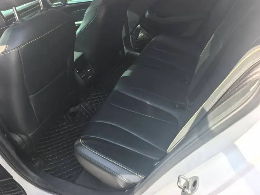 2021 Roewe i5 1.5L 120HP L4 CVT,autocango,china used car exporter,china ev exporter,chinese used car exporter,chinese used ev exporter