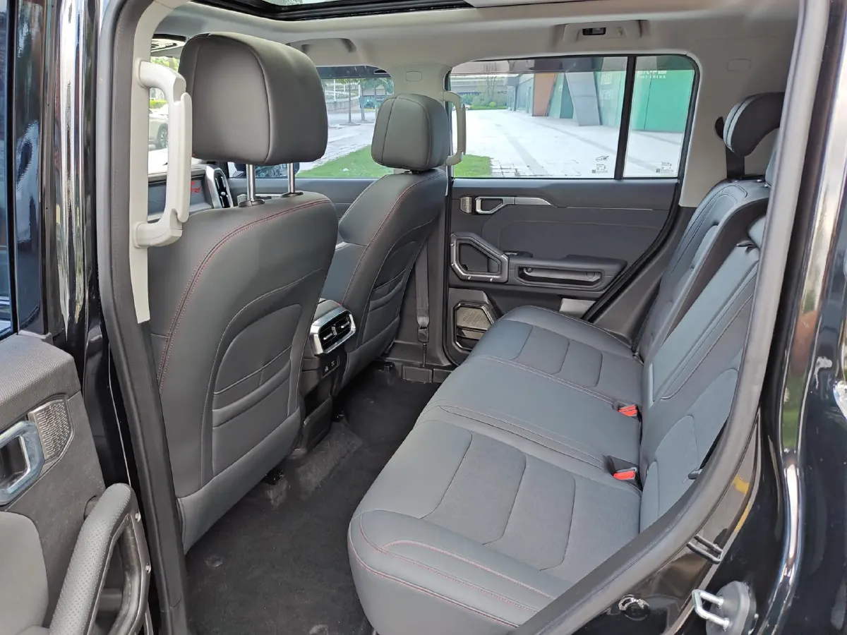 2023 Jetour Traveller 1.5T 184HP L4 7DCT,autocango,china used car exporter,china ev exporter,chinese used car exporter,chinese used ev exporter