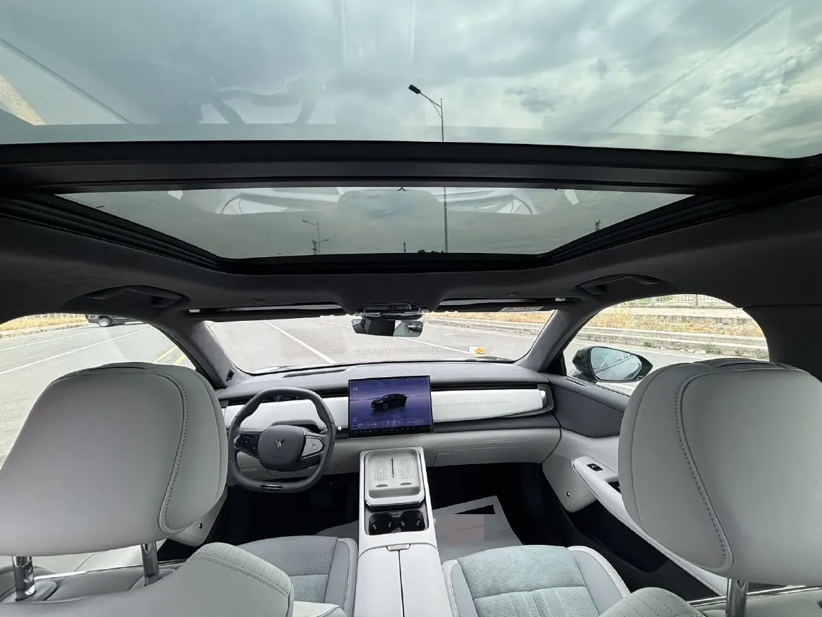 2024 Voyah ZhiYin BEV 79KWH,autocango,china used car exporter,china ev exporter,chinese used car exporter,chinese used ev exporter