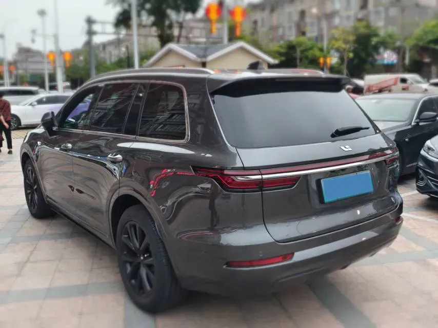 2021 Li ONE Range Extended 131HP REEV 40.5KWH,autocango,china used car exporter,china ev exporter,chinese used car exporter,chinese used ev exporter