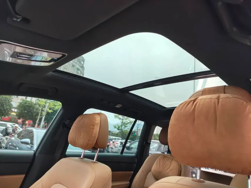 2021 Li ONE Range Extended 131HP REEV 40.5KWH,autocango,china used car exporter,china ev exporter,chinese used car exporter,chinese used ev exporter