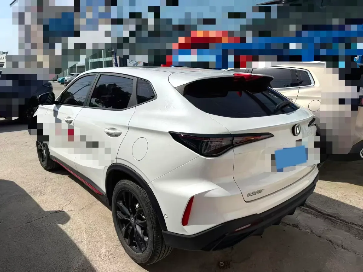 2024 ChangAn X5 PLUS 1.5T 188HP L4 7DCT,autocango,china used car exporter,china ev exporter,chinese used car exporter,chinese used ev exporter