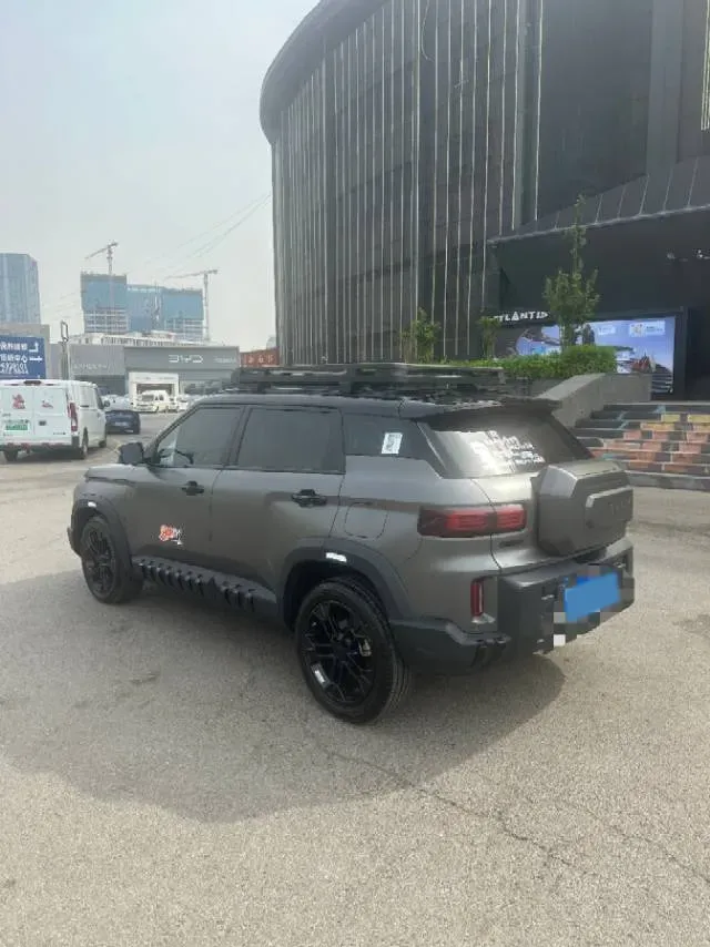 2025 Geely Cowboy 1.5T 181HP L4 7DCT,autocango,china used car exporter,china ev exporter,chinese used car exporter,chinese used ev exporter