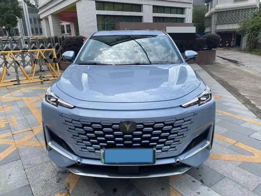 2022 Bestune T99 2.0T 224HP L4 6AT,autocango,china used car exporter,china ev exporter,chinese used car exporter,chinese used ev exporter