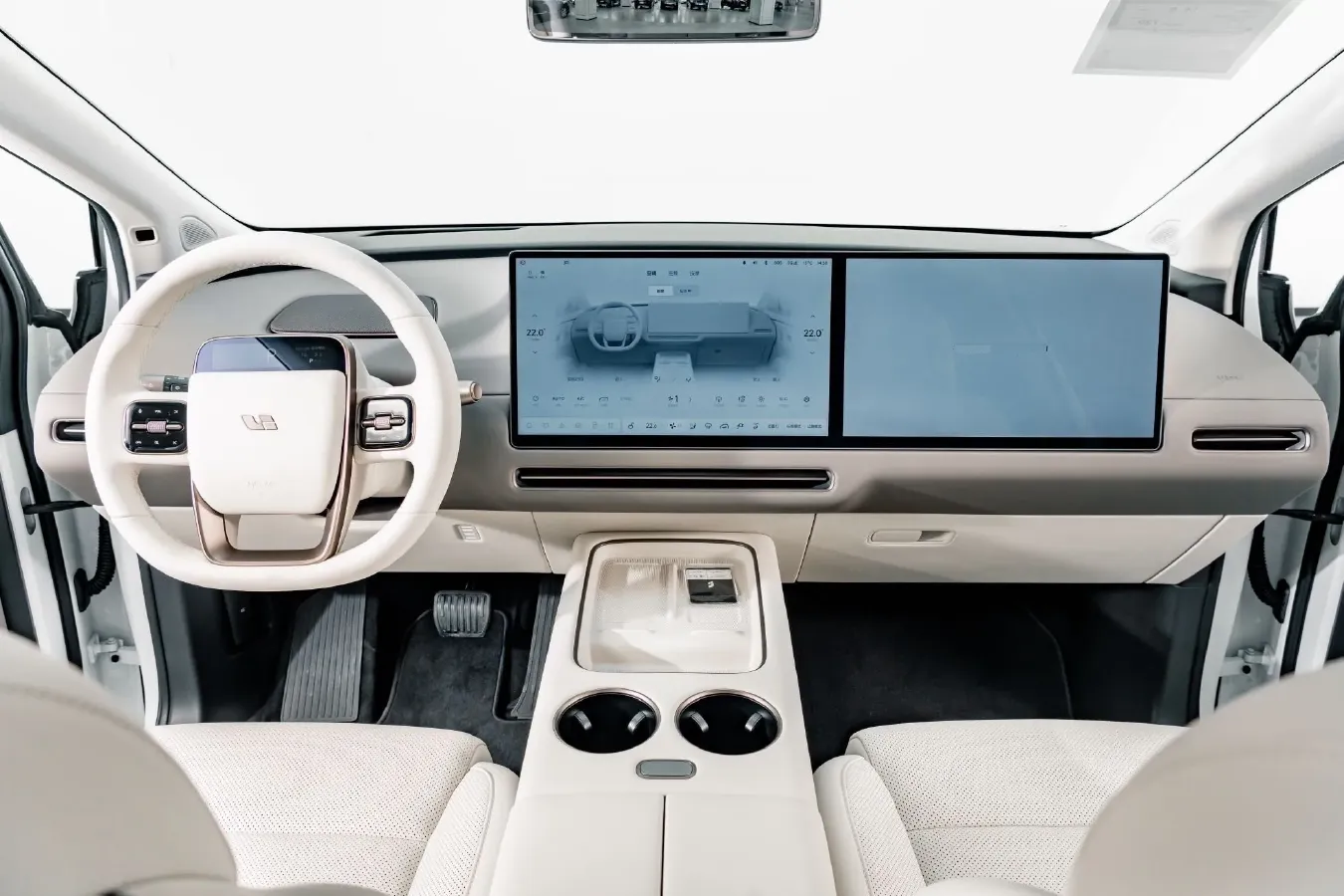 2025 Li i8 BEV,autocango,china used car exporter,china ev exporter,chinese used car exporter,chinese used ev exporter