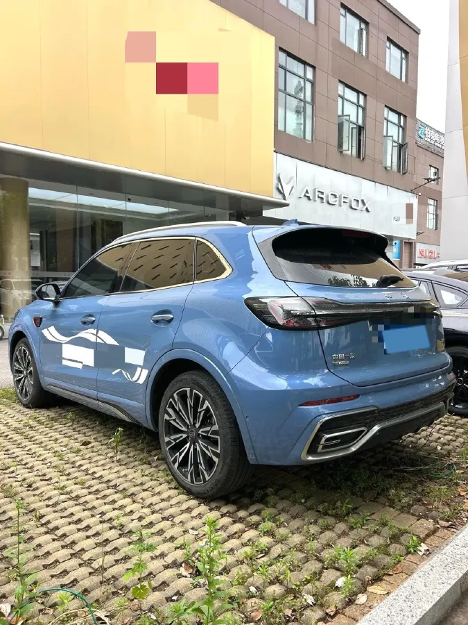 2023 HongQi HS5 2.0T 252HP L4 8AT,autocango,china used car exporter,china ev exporter,chinese used car exporter,chinese used ev exporter