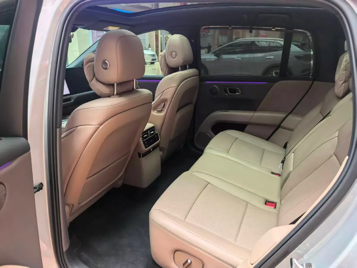 2025 Li i6 BEV,autocango,china used car exporter,china ev exporter,chinese used car exporter,chinese used ev exporter