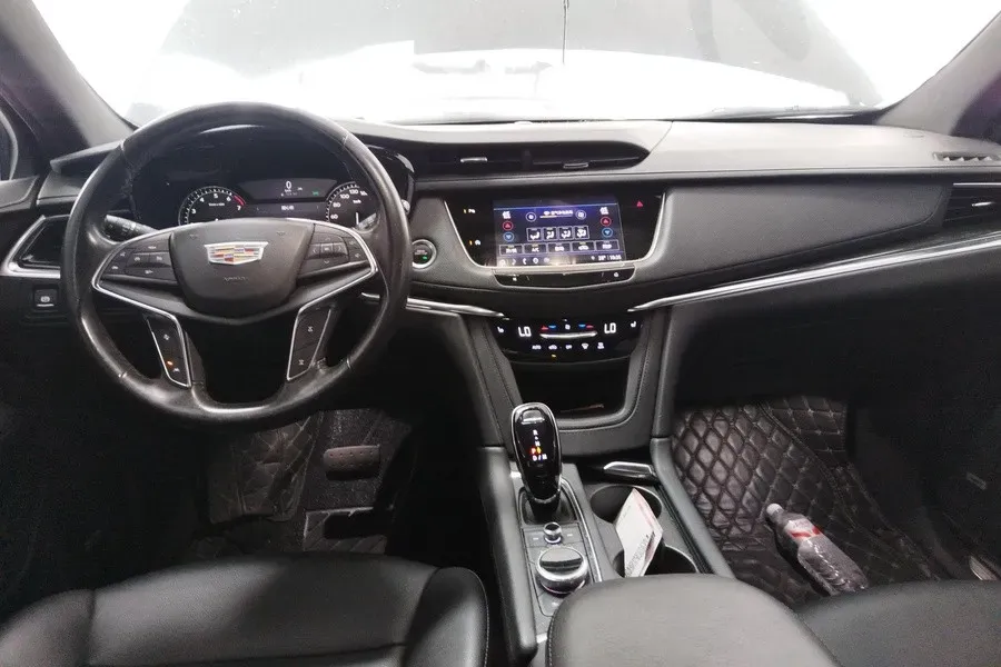 2022 Cadillac XT5 2.0T 237HP L4 9AT,autocango,china used car exporter,china ev exporter,chinese used car exporter,chinese used ev exporter