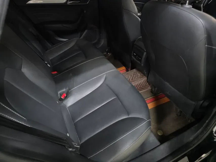 2017 Roewe i6 1.0T 125HP L3 2AT PHEV,autocango,china used car exporter,china ev exporter,chinese used car exporter,chinese used ev exporter