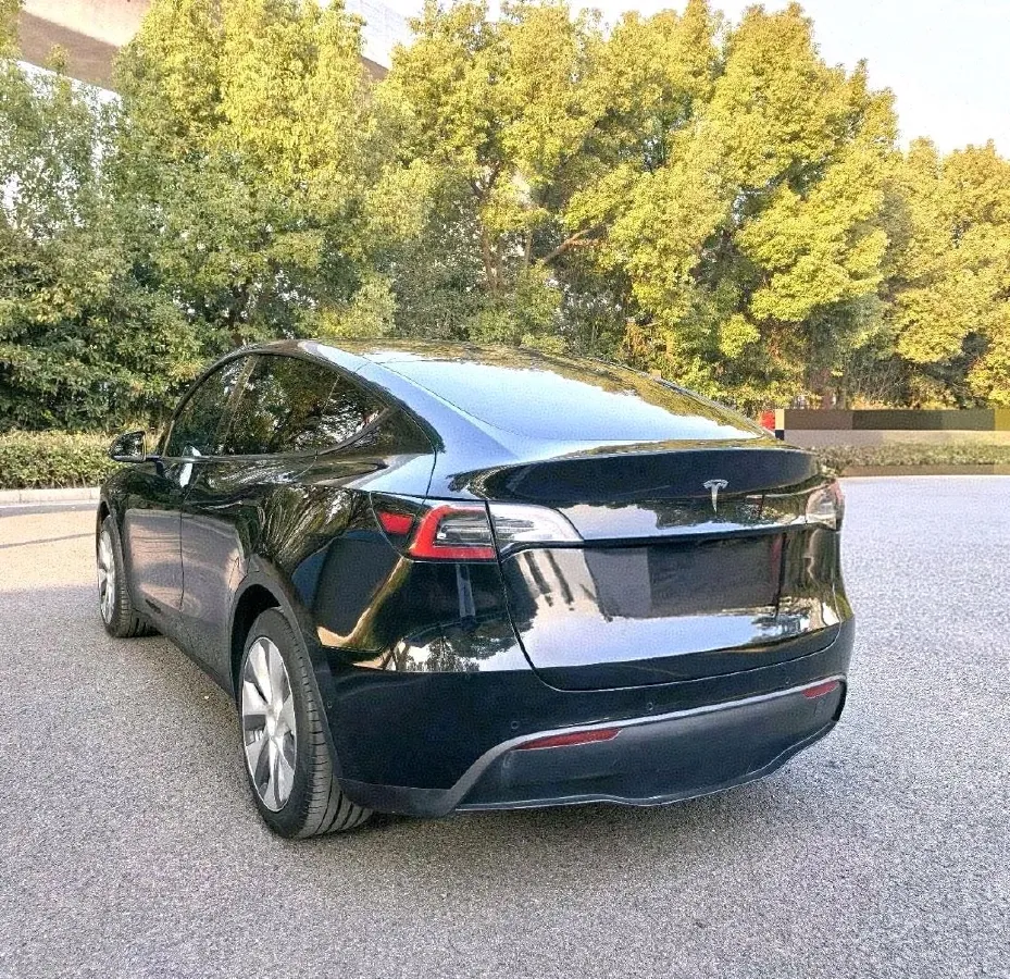 2022 Tesla Model Y BEV 60KWH,autocango,china used car exporter,china ev exporter,chinese used car exporter,chinese used ev exporter
