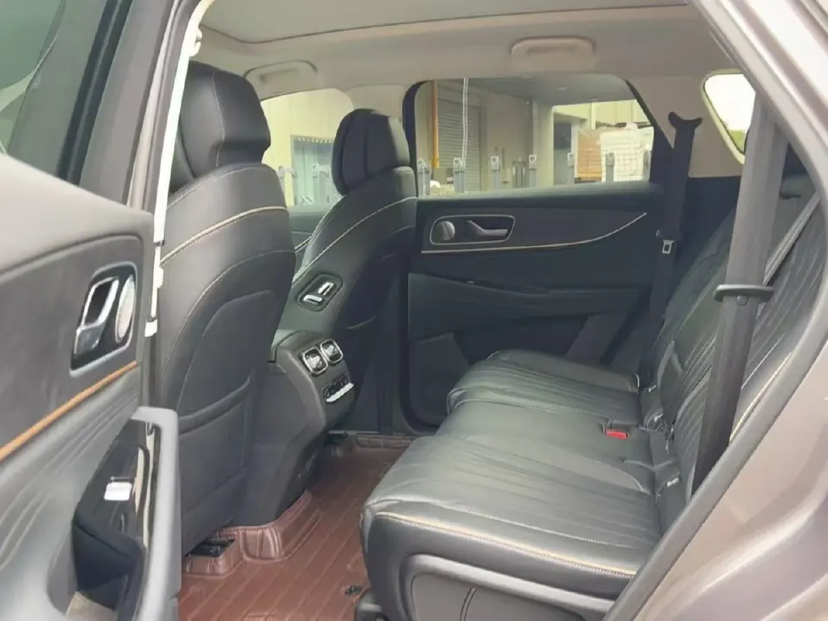 2023 Chery Tiggo 9 2.0T 261HP L4 8AT,autocango,china used car exporter,china ev exporter,chinese used car exporter,chinese used ev exporter