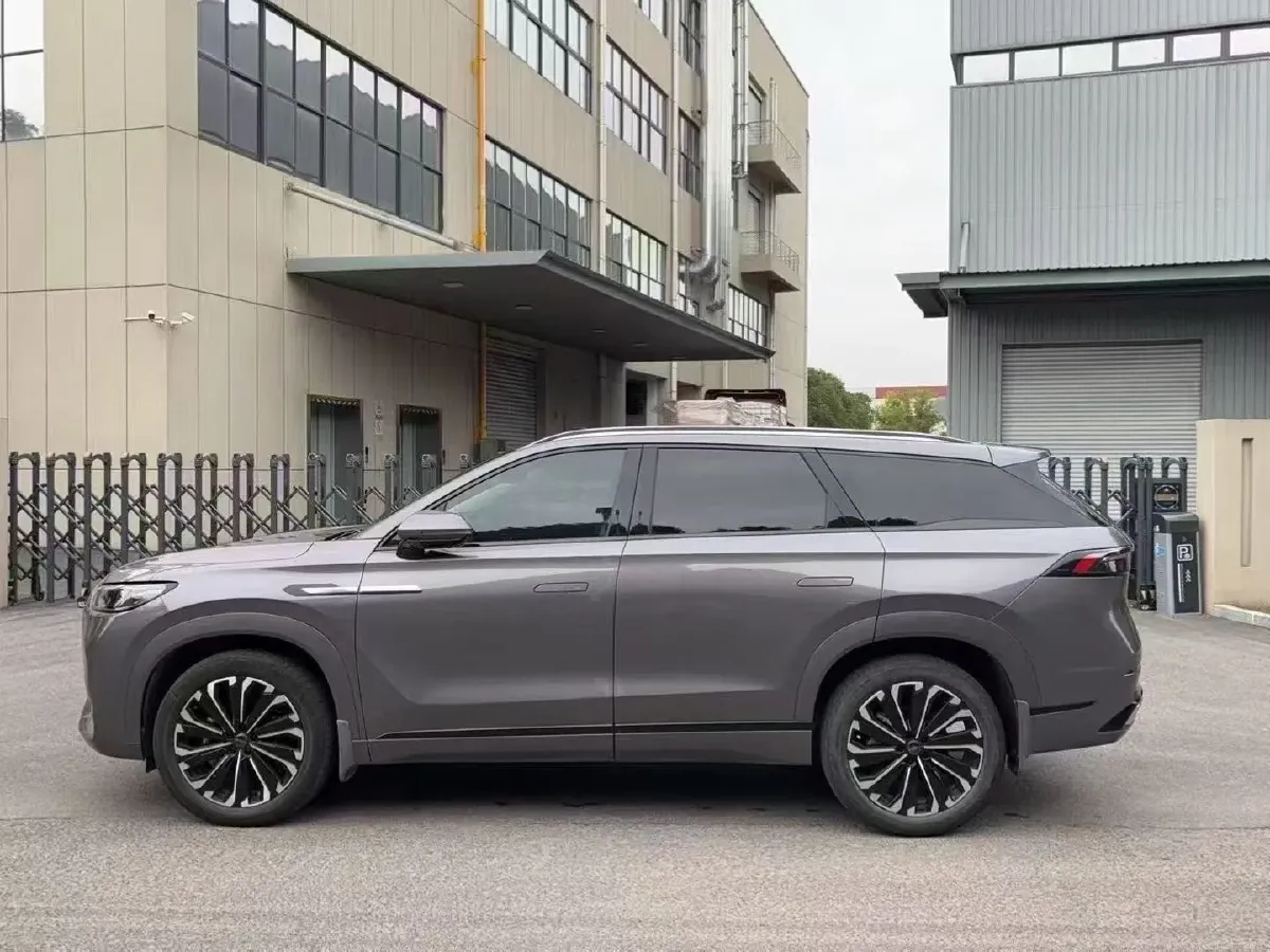 2023 Chery Tiggo 9 2.0T 261HP L4 8AT,autocango,china used car exporter,china ev exporter,chinese used car exporter,chinese used ev exporter