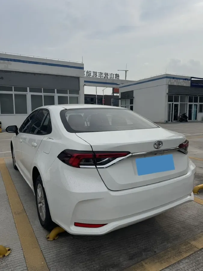 2022 Toyota Corolla 1.2T 116HP L4 CVT,autocango,china used car exporter,china ev exporter,chinese used car exporter,chinese used ev exporter