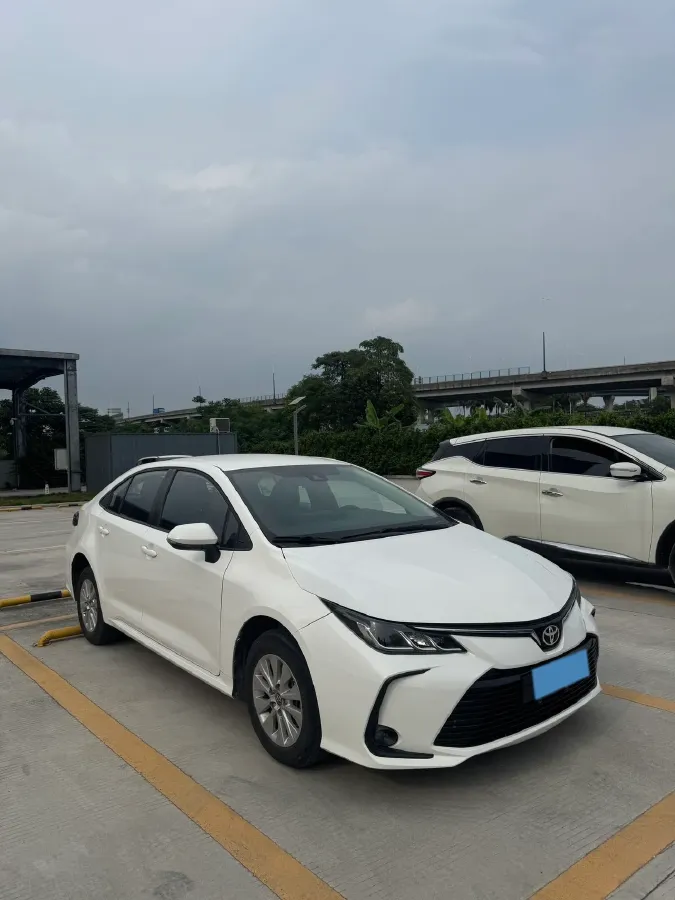 2022 Toyota Corolla 1.2T 116HP L4 CVT,autocango,china used car exporter,china ev exporter,chinese used car exporter,chinese used ev exporter