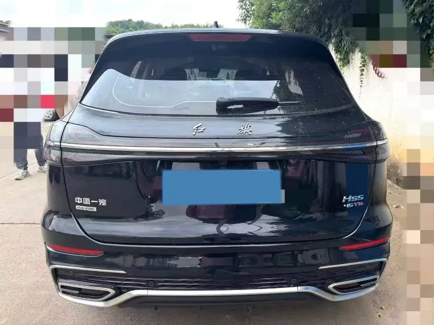 2025 HongQi HS5 2.0T 252HP L4 8AT,autocango,china used car exporter,china ev exporter,chinese used car exporter,chinese used ev exporter