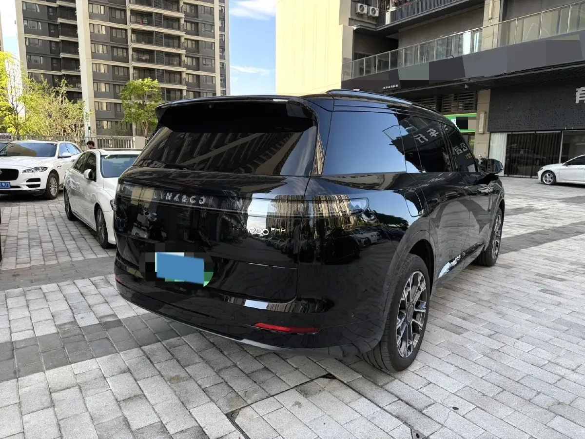 2025 LYNK&CO 900 1.5T 190HP L4 3DHT PHEV 43.3KWH,autocango,china used car exporter,china ev exporter,chinese used car exporter,chinese used ev exporter