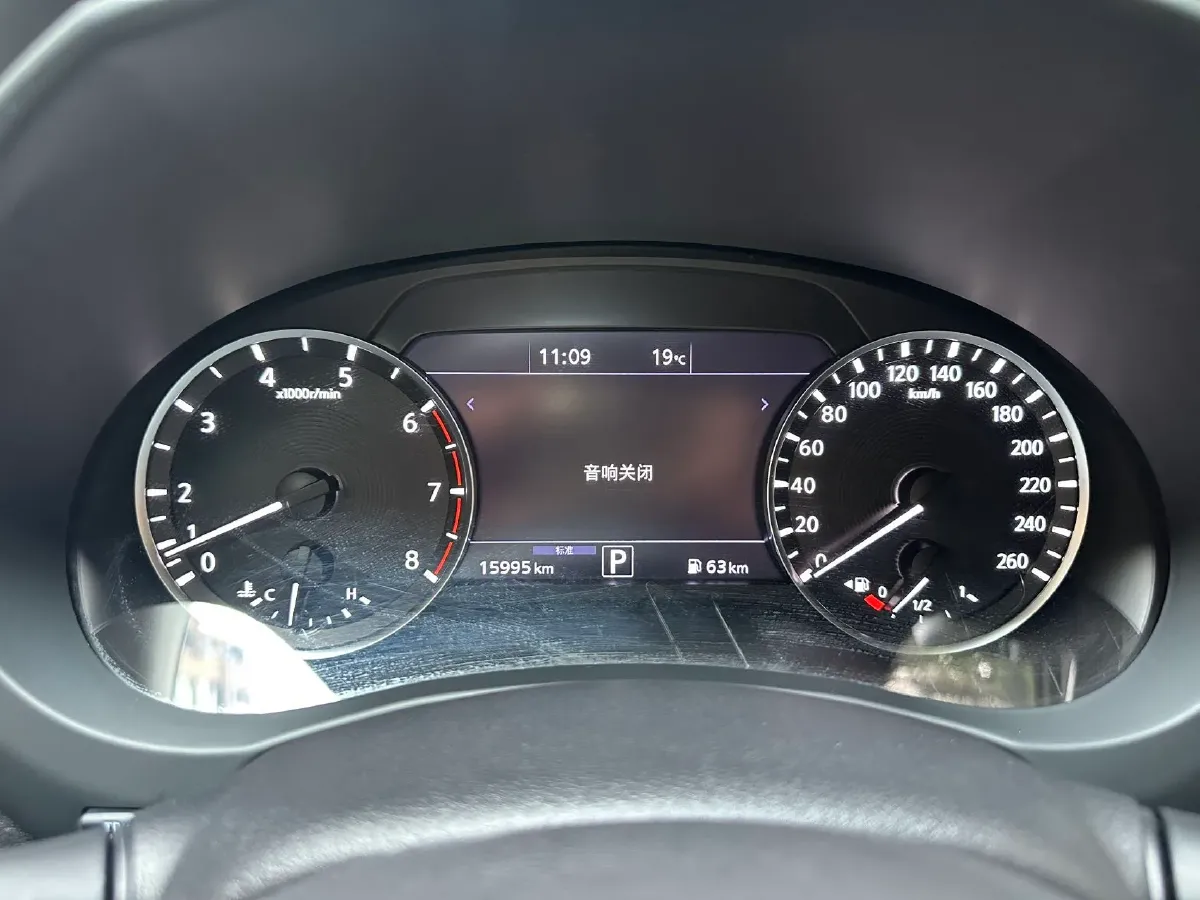 2022 Infiniti QX50 2.0T 245HP L4 CVT,autocango,china used car exporter,china ev exporter,chinese used car exporter,chinese used ev exporter