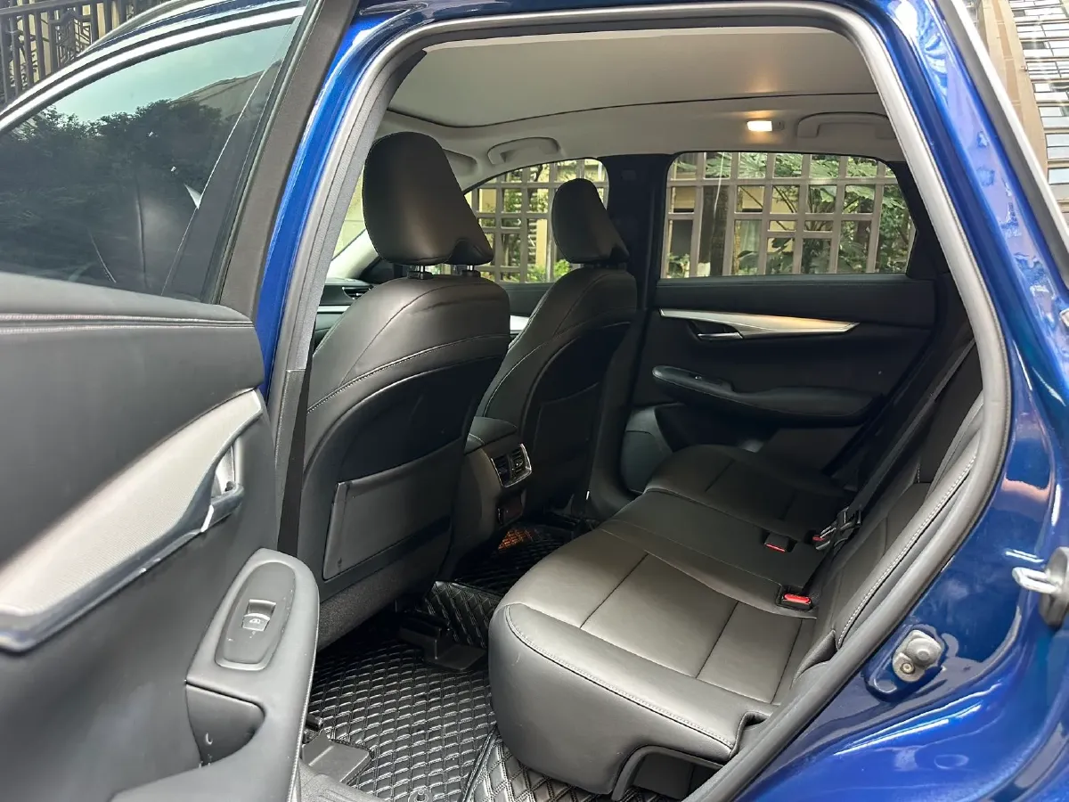 2022 Infiniti QX50 2.0T 245HP L4 CVT,autocango,china used car exporter,china ev exporter,chinese used car exporter,chinese used ev exporter