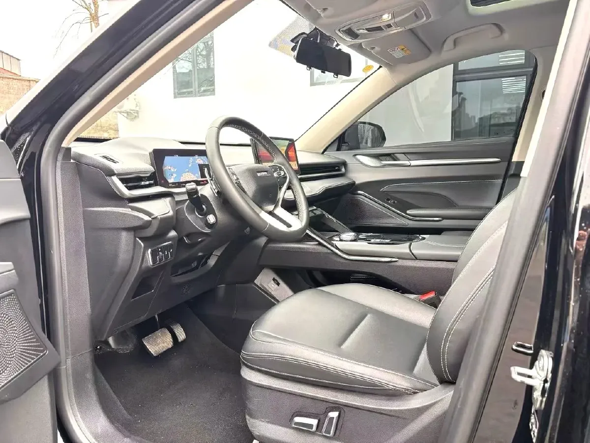 2022 Haval H6 1.5T 184HP L4 7DCT,autocango,china used car exporter,china ev exporter,chinese used car exporter,chinese used ev exporter