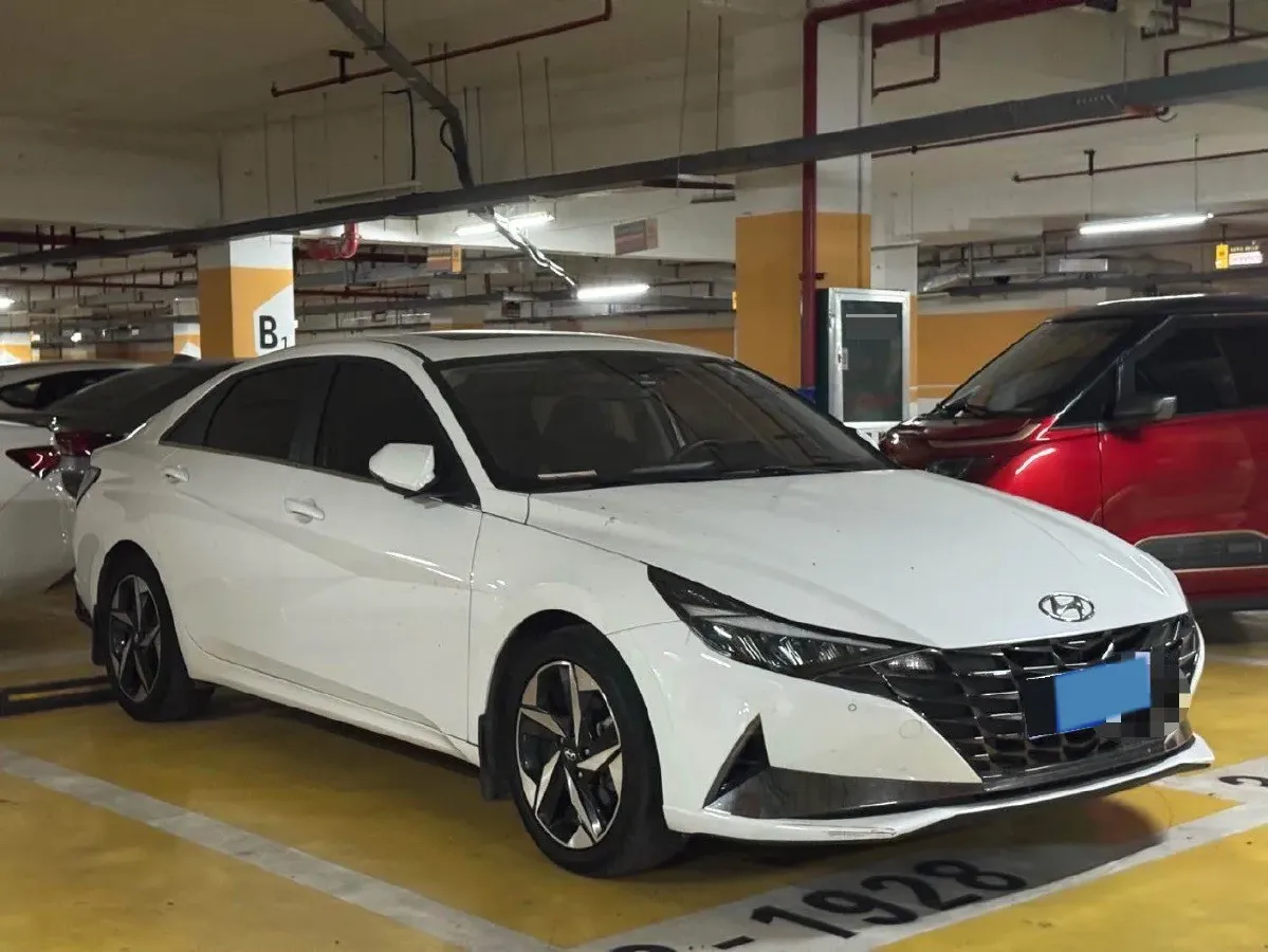 2022 Hyundai Elantra 1.5L 115HP L4 CVT,autocango,china used car exporter,china ev exporter,chinese used car exporter,chinese used ev exporter